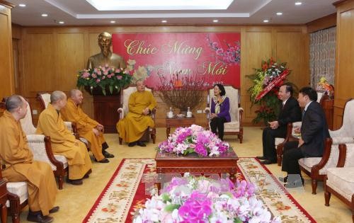Truong Thi Mai rencontre des dignitaires religieux - ảnh 1